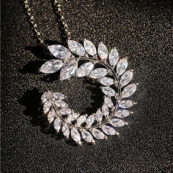 New 925 Silver Beautiful Diamond Necklace - Picture 5 of 15